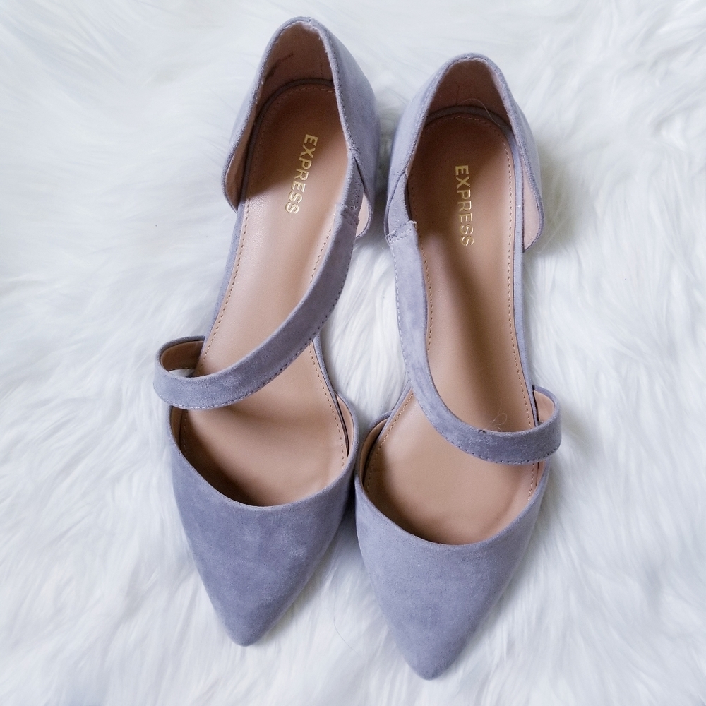 Express 5736 Pointed Toe D'orsay Heel Shoes